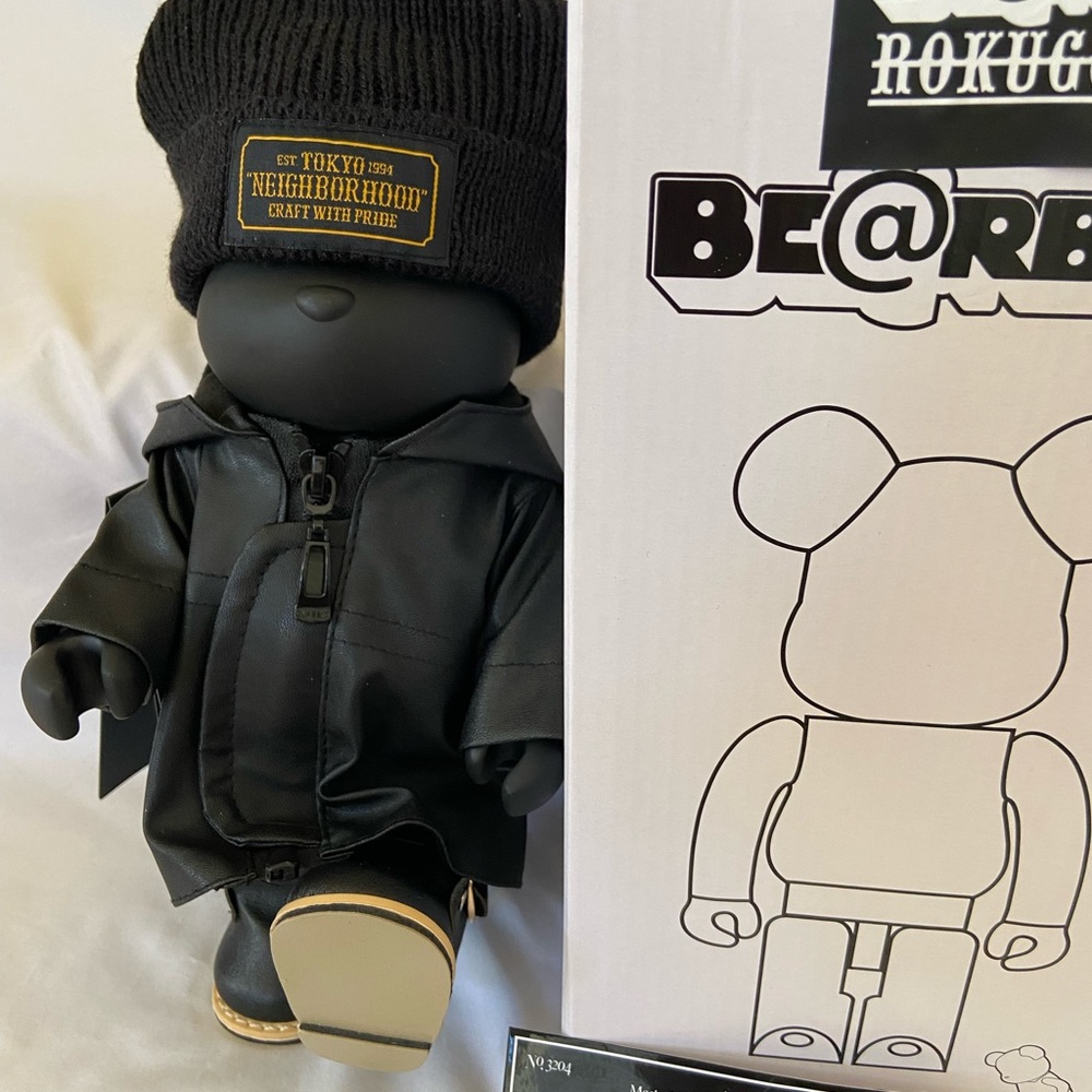 BE@RBRICK x TOKYO NEIGHBORHOOD Figure
